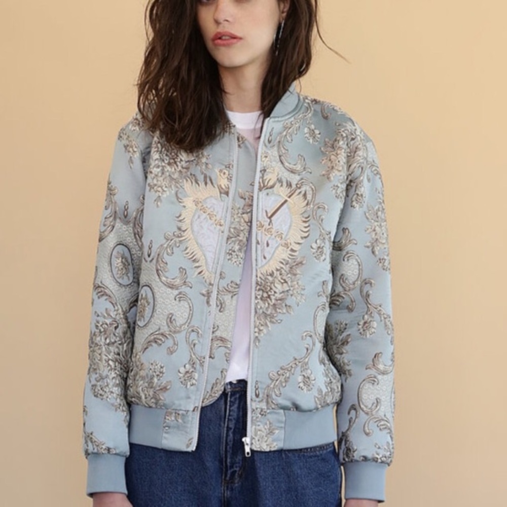 NWT Blue paisley satin embroidered bomber jacket large